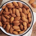 Will raw almonds raise blood sugar?